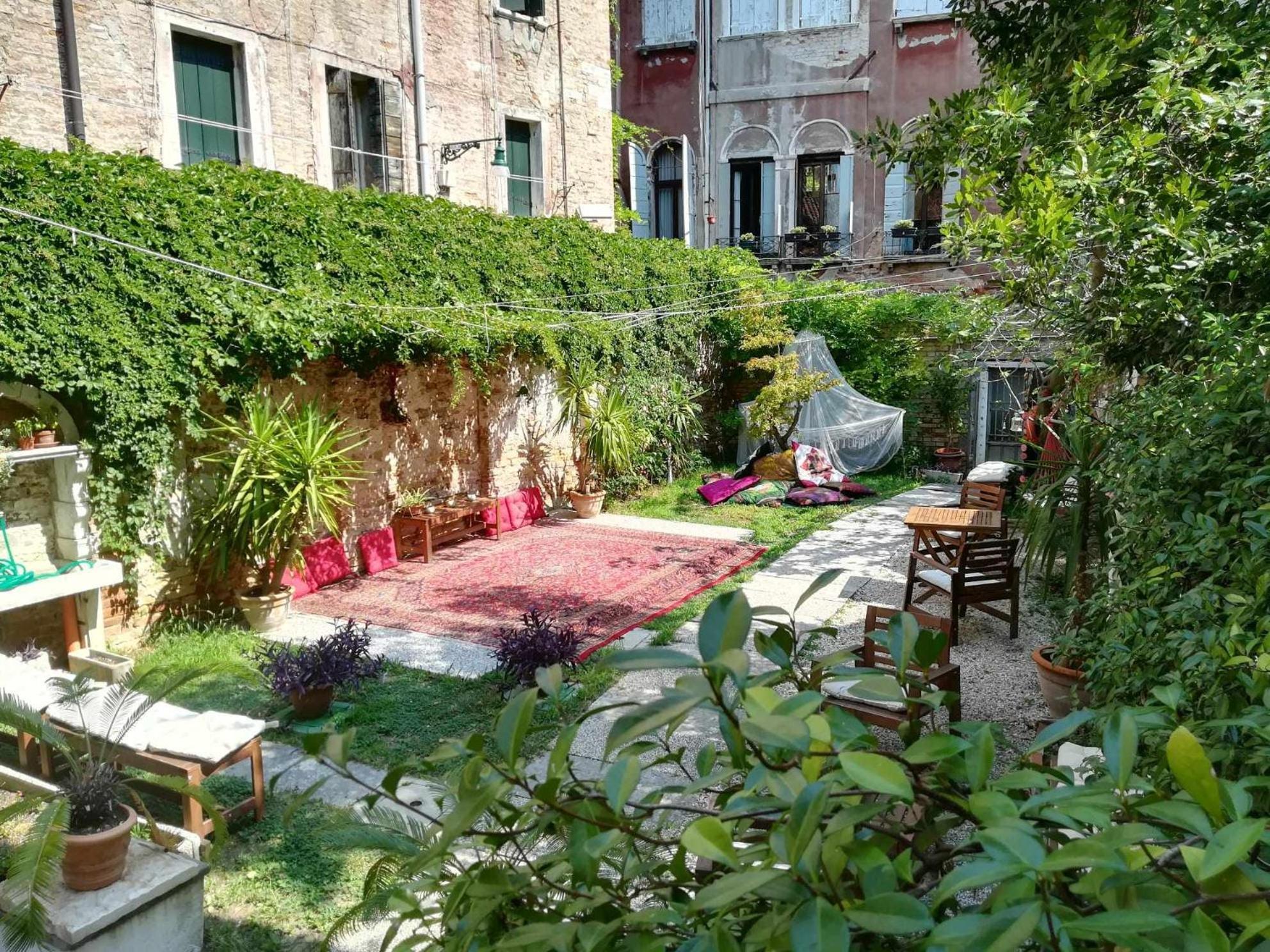 Venezia Naturalmente Bilik gambar